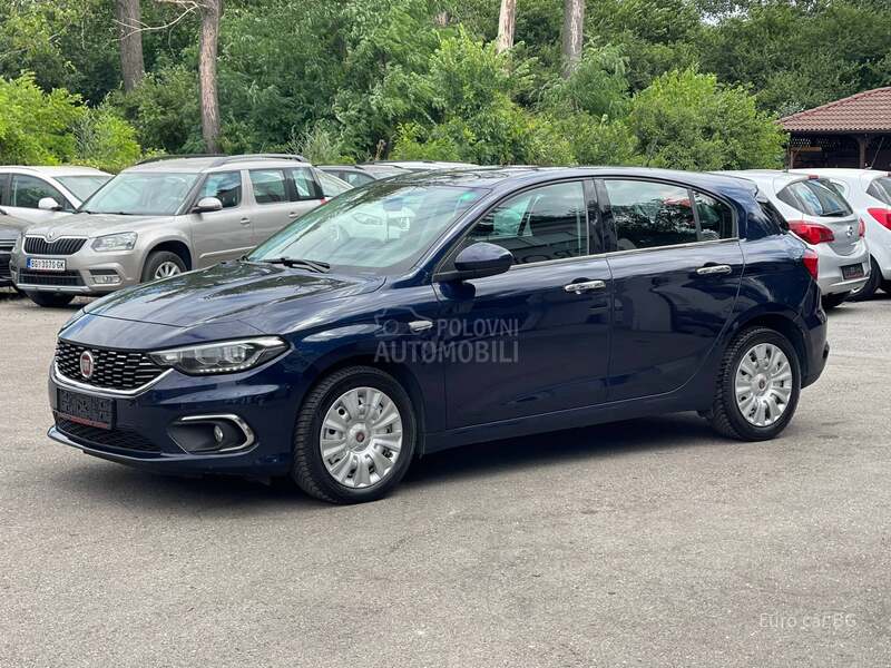 Fiat Tipo L E D  N A V I