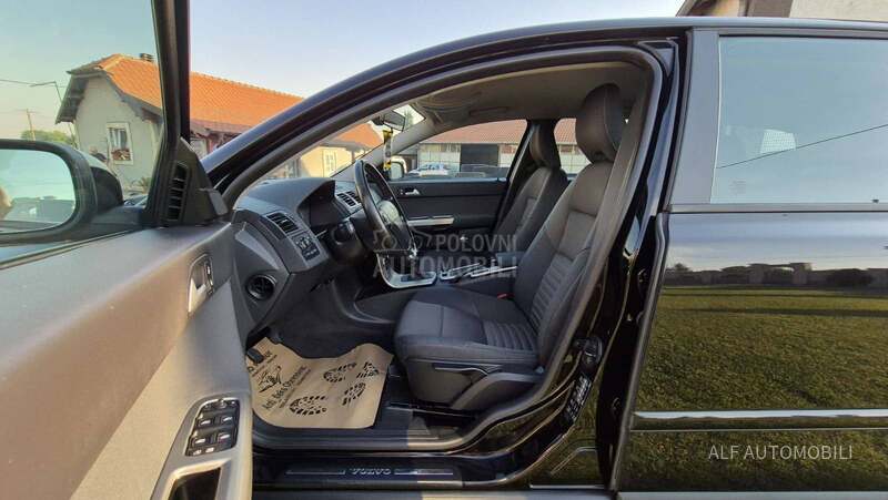 Volvo V50 1.6 i CH