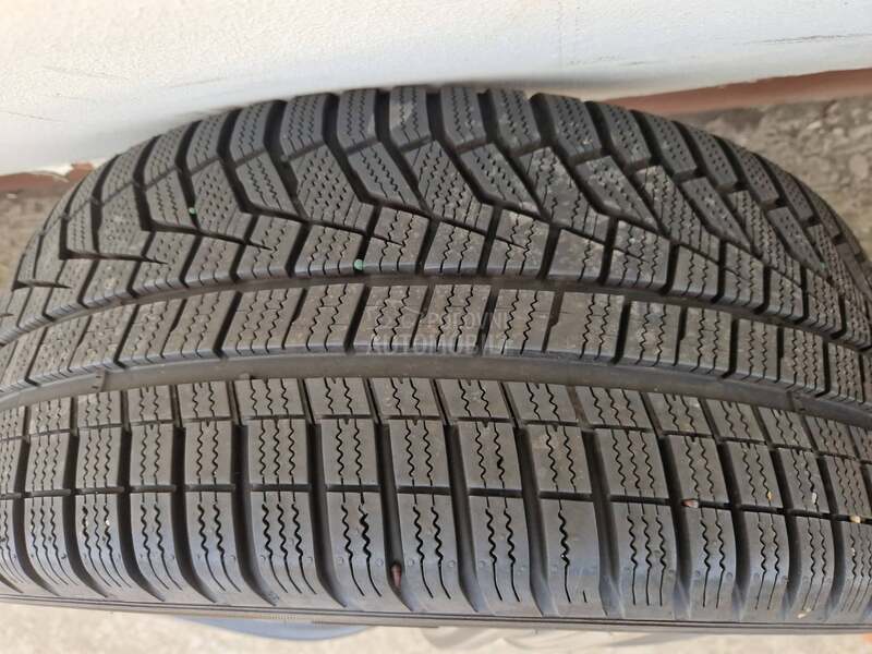 Aluminijumske felne DEZENT VW SEAT AUDI 19" 5 x 112