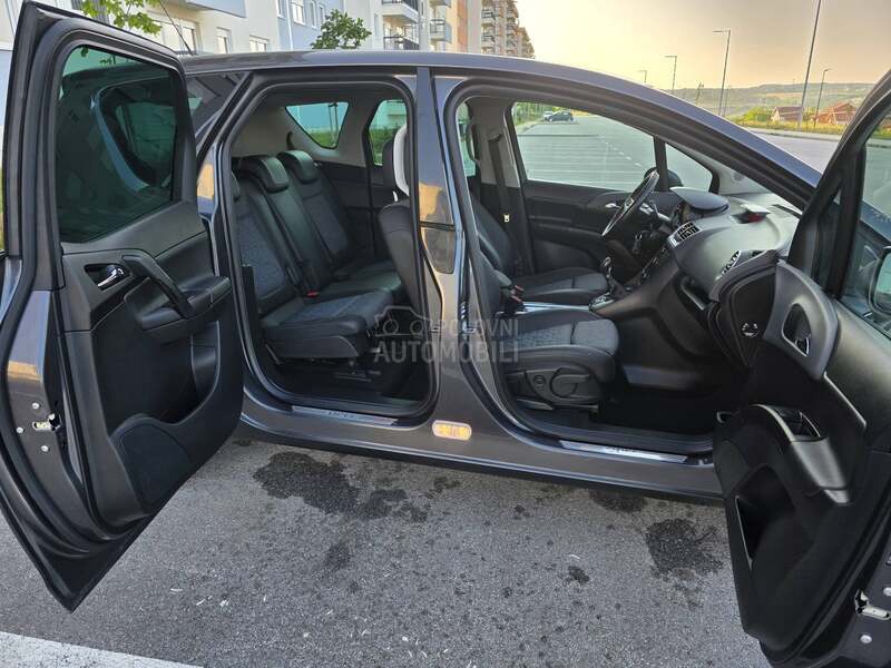 Opel Meriva 1.4t SVAJCARSKA