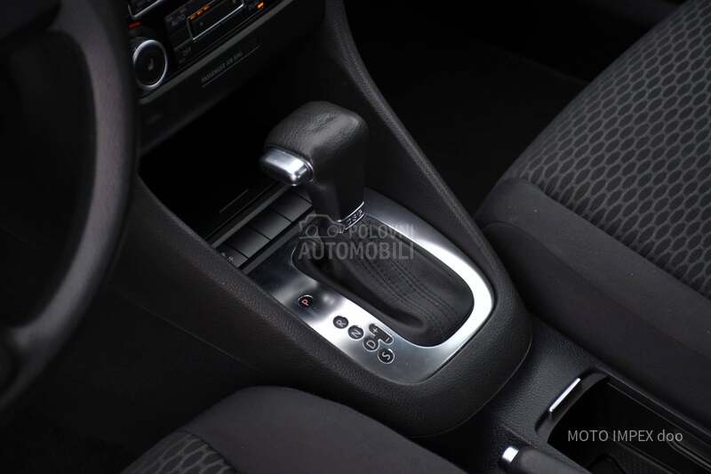 Volkswagen Golf 6 2.0 TDI/COMFORT/DSG