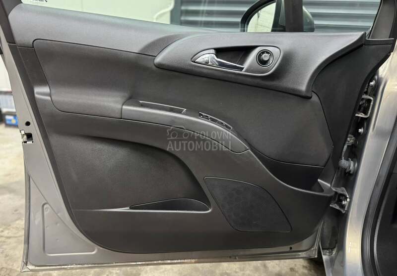 Opel Meriva 1.4 TURBO CH