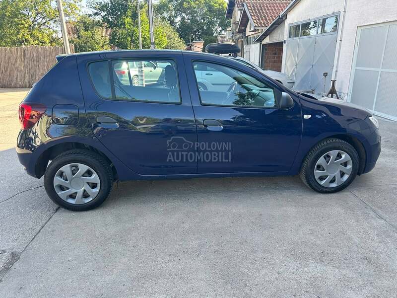 Dacia Sandero 1.0 B.E.N.Z.I.N