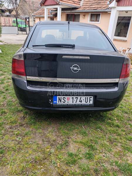 Opel Vectra C 1.9 CDTI ELEGANCE