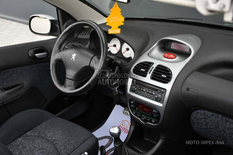 Peugeot 206 CC 1.6 / N0V / CH