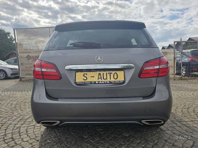Mercedes Benz B 220 4MATIC/2.0 MOTOR