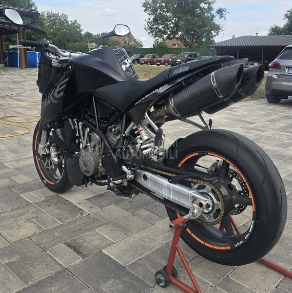 KTM SuperDuke 990
