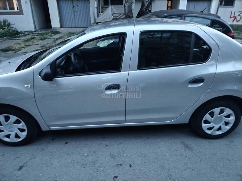 Dacia Logan 
