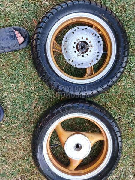 Pirelli 120/70 R12 Sve sezone