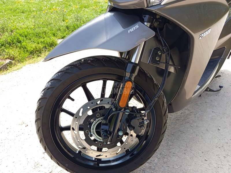 Sym Symphony ST 200