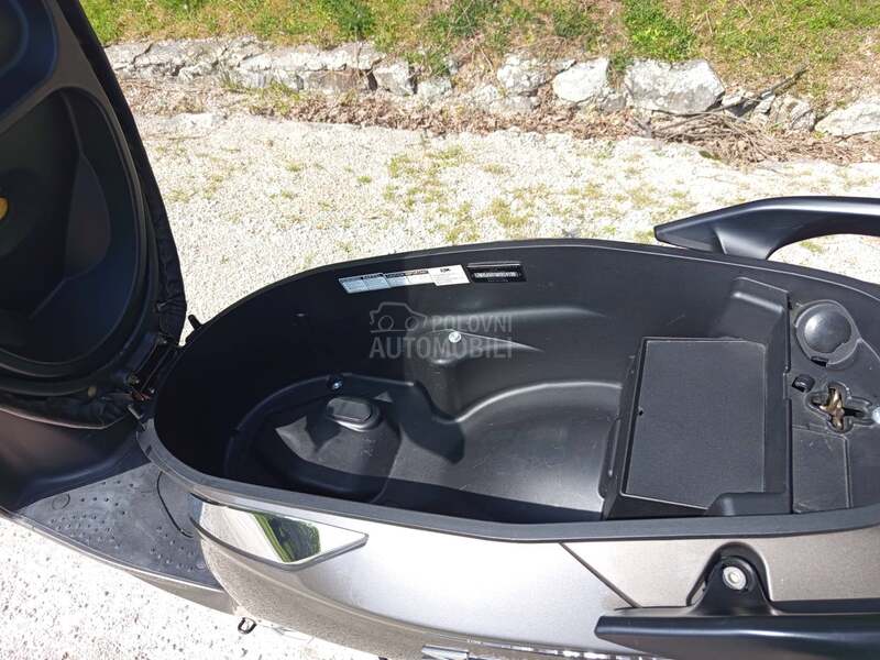 Sym Symphony ST 200