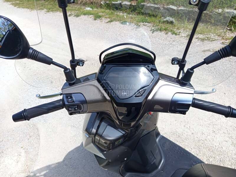Sym Symphony ST 200