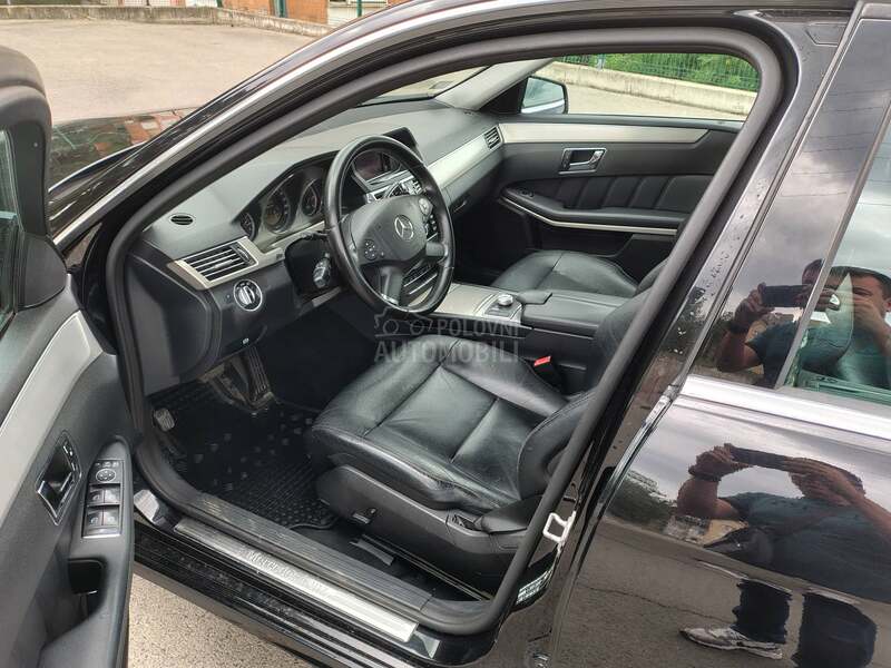 Mercedes Benz E 220 Avangard