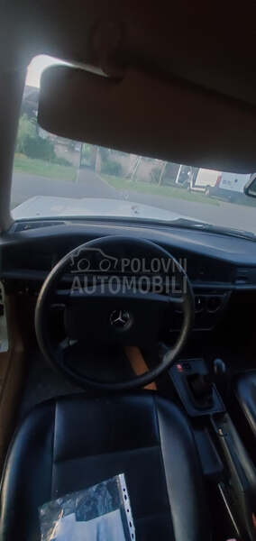 Mercedes Benz W123 