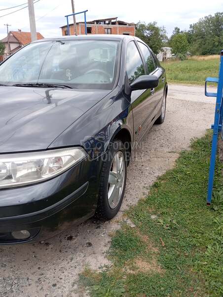 Renault Laguna 