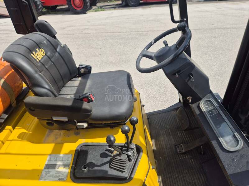 Yale 1,6 tona Triplex