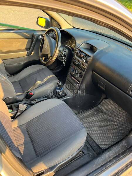 Opel Astra G 
