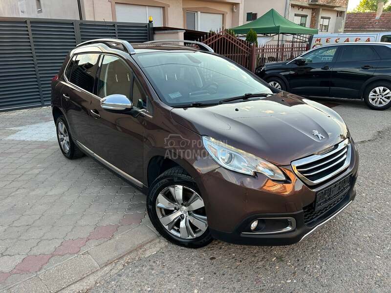 Peugeot 2008 1.2 /ALLURE/