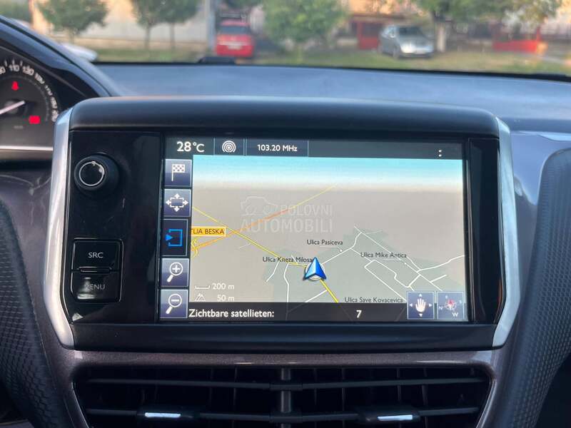 Peugeot 2008 1.2 PURETECH