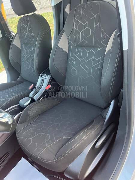 Peugeot 2008 1.2 PURETECH