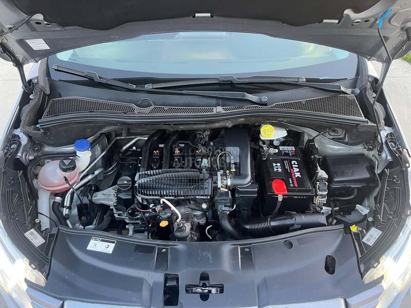 Peugeot 2008 1.2 PURETECH