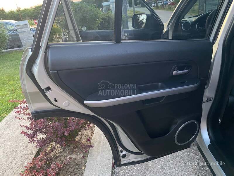 Suzuki Grand Vitara 1.9Ddis 4WD CH
