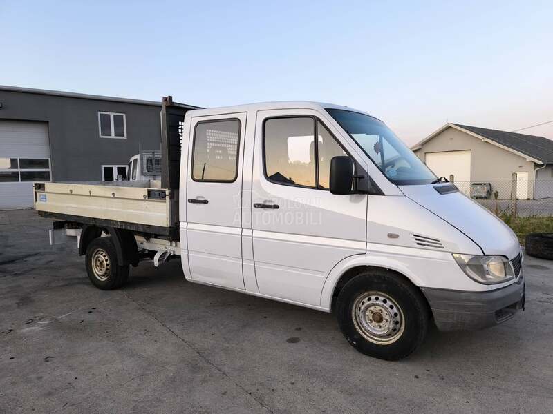 Mercedes Benz Sprinter 311