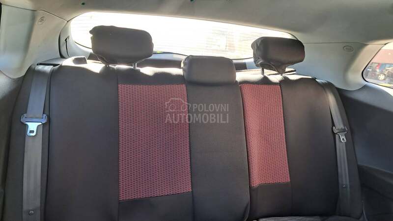 Kia pro_cee`d 1.4 LXCOOL B