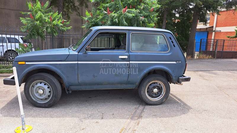 Lada Niva 