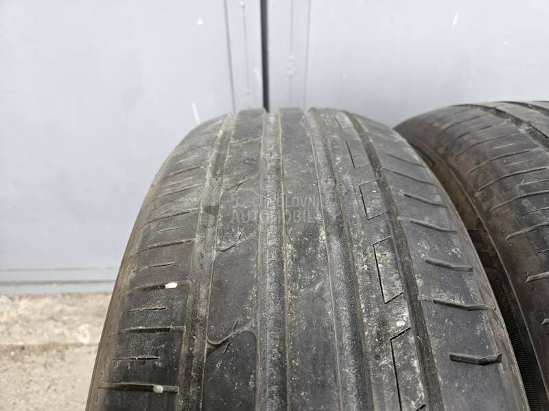 Ostalo 215/55 R17 Letnja