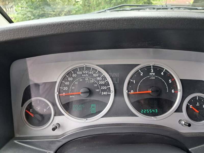Jeep Compass 2 . 0 / C R D 4 X 4
