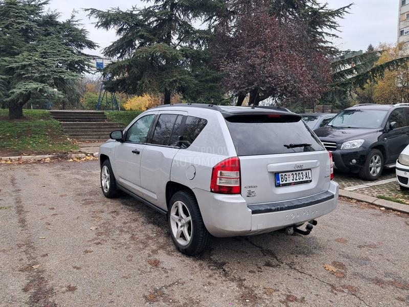 Jeep Compass 2 . 0 / C R D 4 X 4