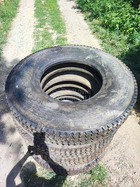 Michelin 9/40 R20 Sve sezone