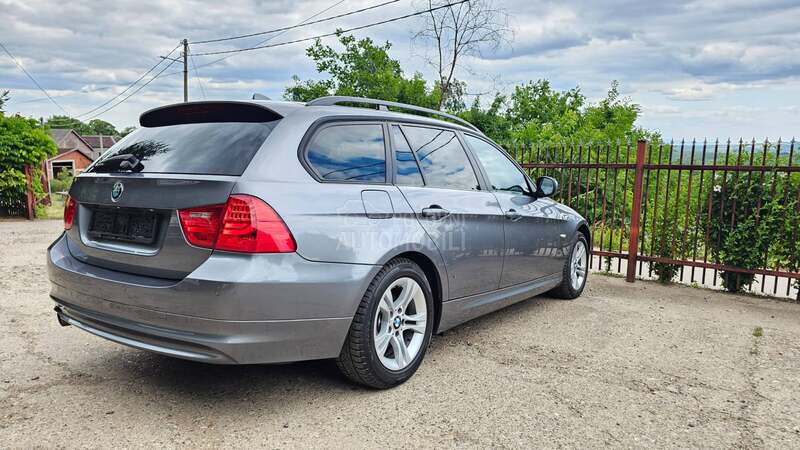 BMW 320 d  xdrive  /CH/