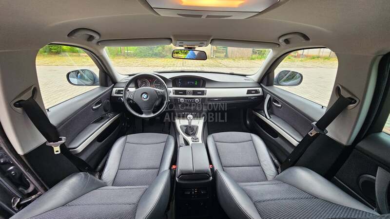 BMW 320 d  xdrive  /CH/