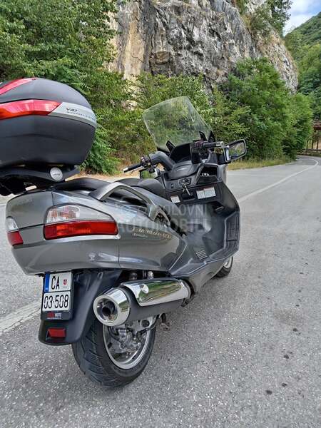 Suzuki Burgman 650 Executive