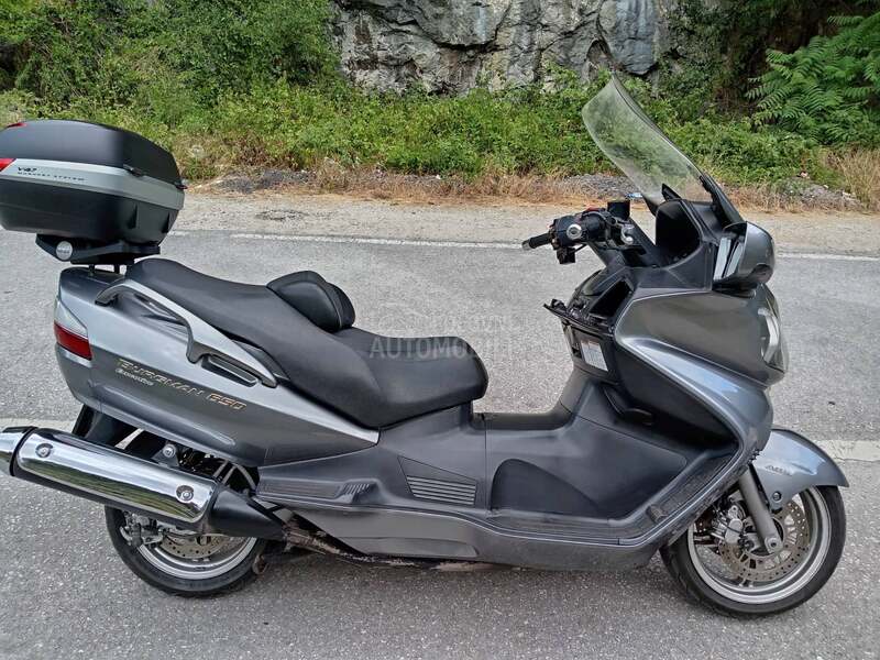Suzuki Burgman 650 Executive