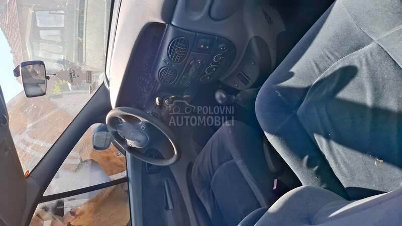 Renault Scenic 8