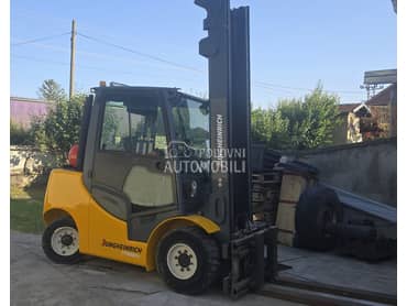 Jungheinrich TFG550S