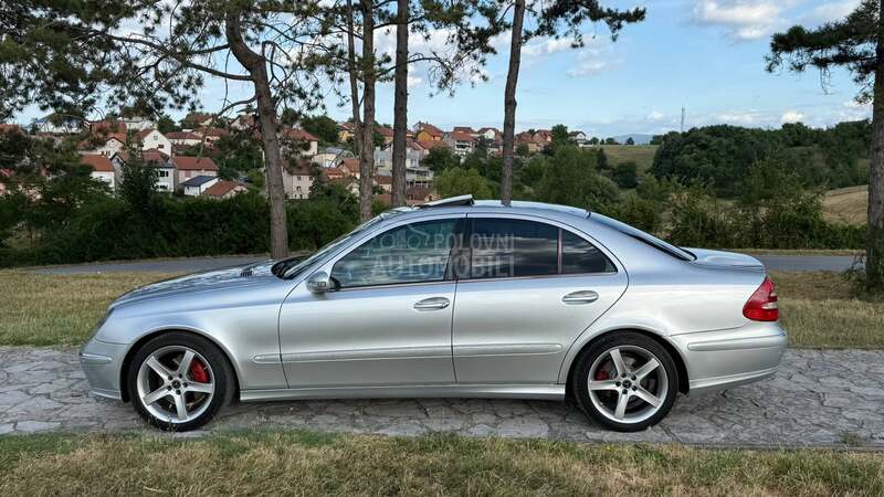Mercedes Benz E 320 4matic  avangard