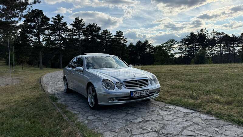 Mercedes Benz E 320 4matic  avangard