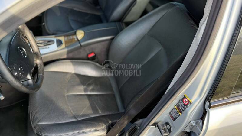 Mercedes Benz E 320 4matic  avangard