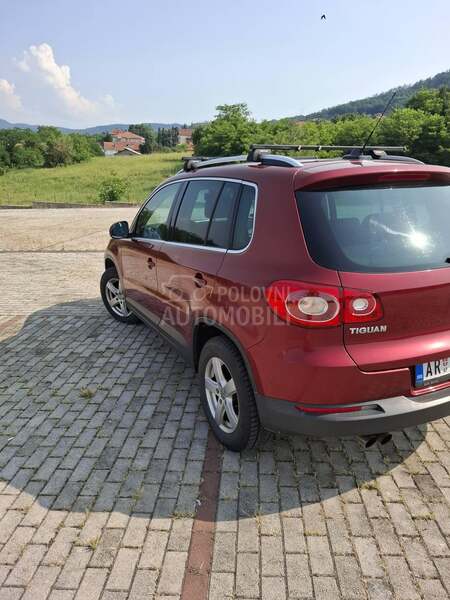 Volkswagen Tiguan 2.0tdi
