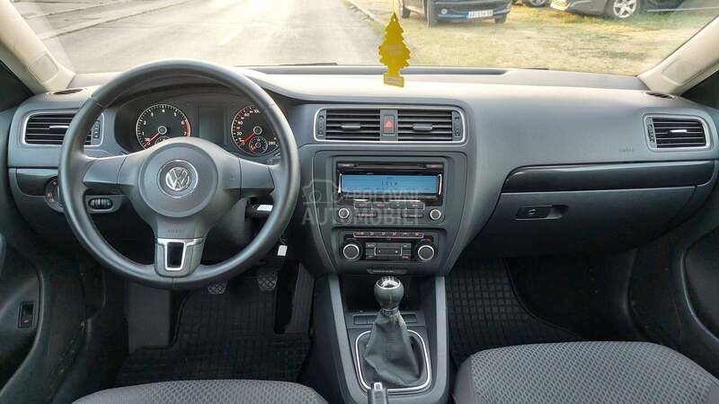Volkswagen Jetta 