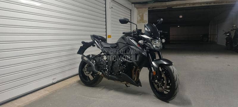 Suzuki GSXS 750