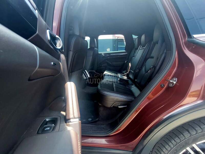 Porsche Cayenne T.O.P. ful paket