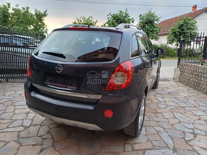 Opel Antara 2.0 / 4X4 / CH