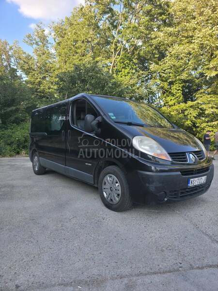 Renault Trafic 2.5