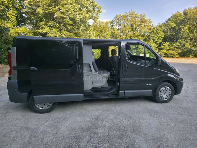 Renault Trafic 2.5