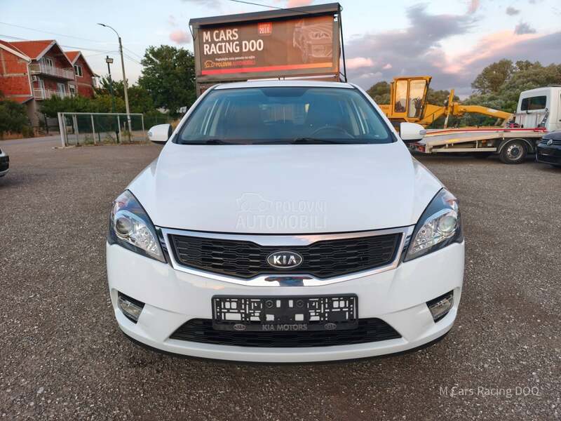 Kia cee`d 1.6 CH